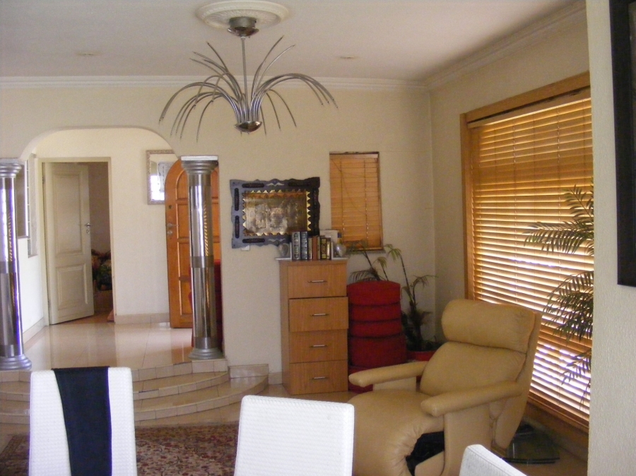 8 Bedroom Property for Sale in Lenasia South Gauteng
