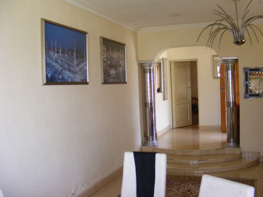8 Bedroom Property for Sale in Lenasia South Gauteng