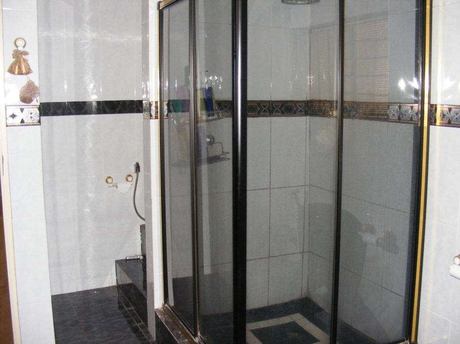 8 Bedroom Property for Sale in Lenasia South Gauteng