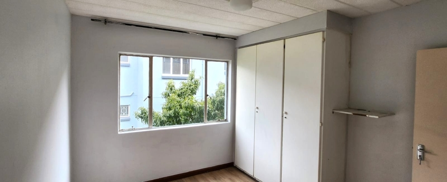 3 Bedroom Property for Sale in Linmeyer Gauteng