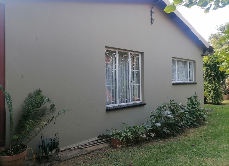 3 Bedroom Property for Sale in Mackenzie Park Gauteng