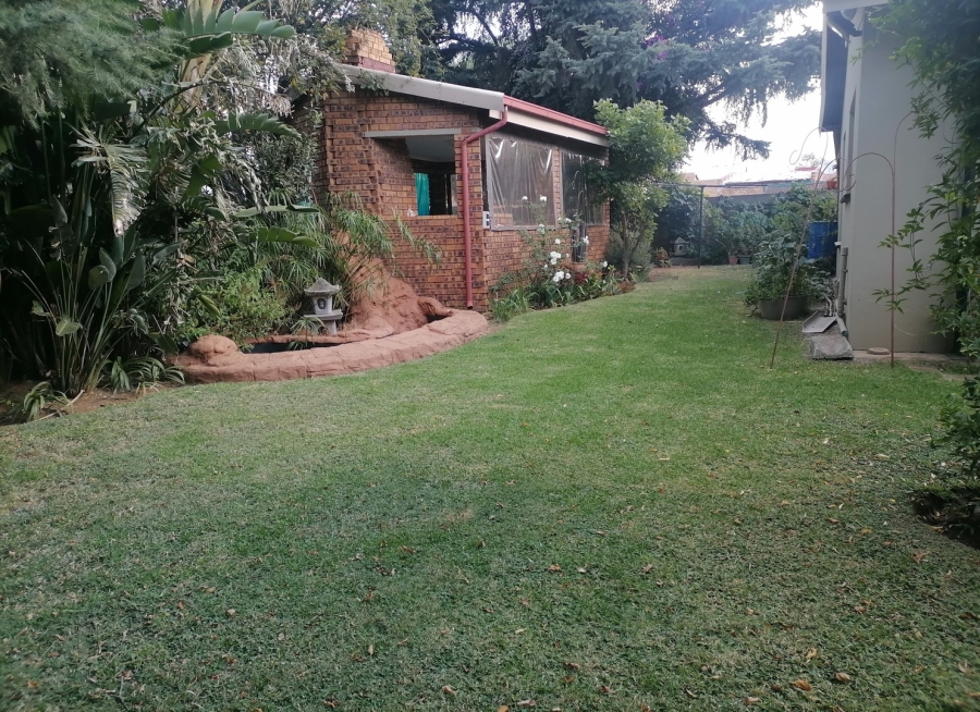 3 Bedroom Property for Sale in Mackenzie Park Gauteng