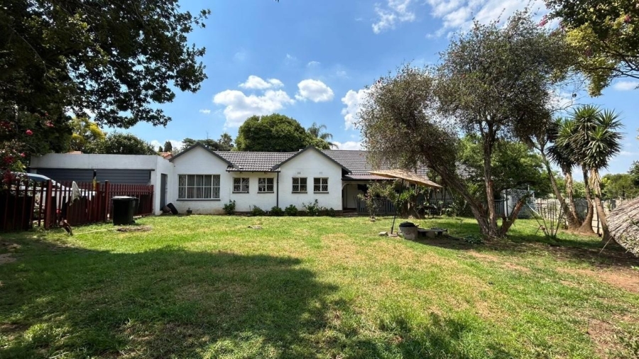 3 Bedroom Property for Sale in Van Riebeeck Park Gauteng