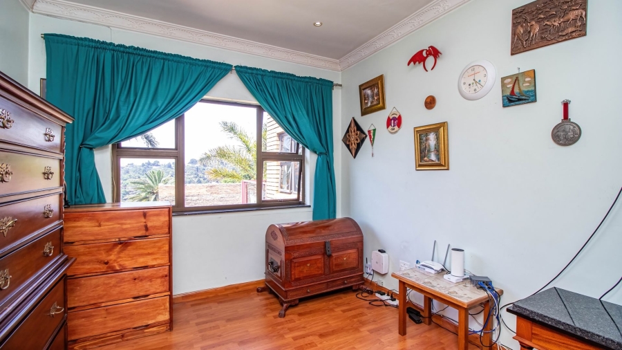 8 Bedroom Property for Sale in Observatory Gauteng