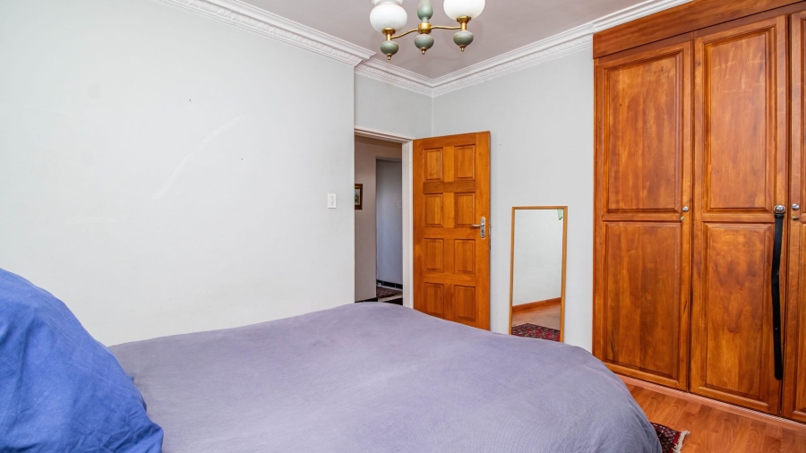 8 Bedroom Property for Sale in Observatory Gauteng