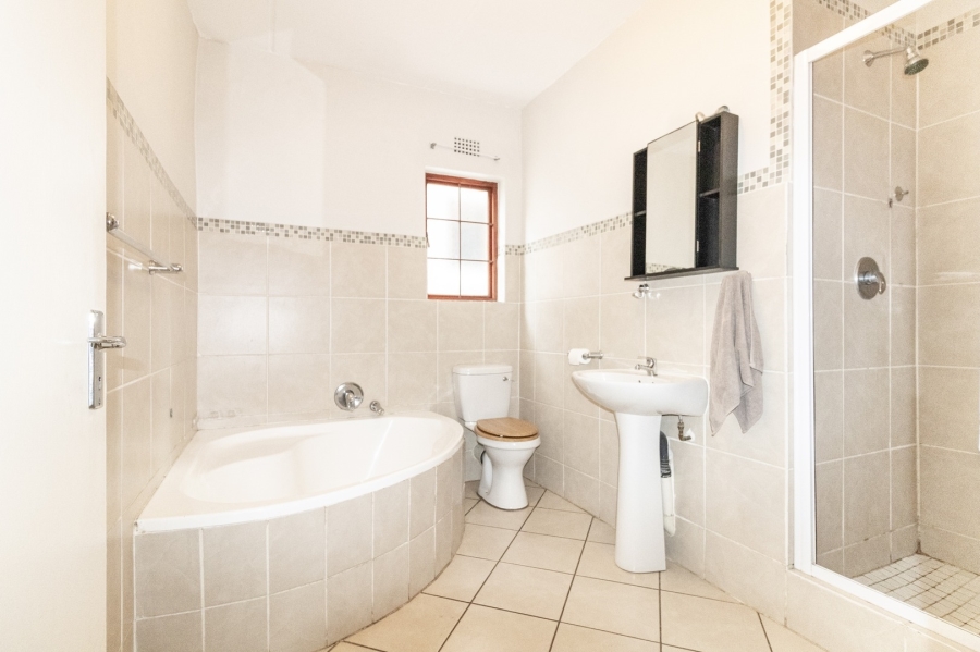 2 Bedroom Property for Sale in Northgate Gauteng