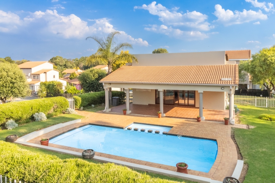 2 Bedroom Property for Sale in Northgate Gauteng