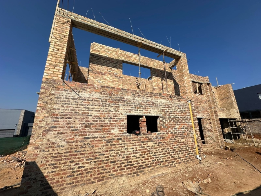 4 Bedroom Property for Sale in Beyers Park Gauteng