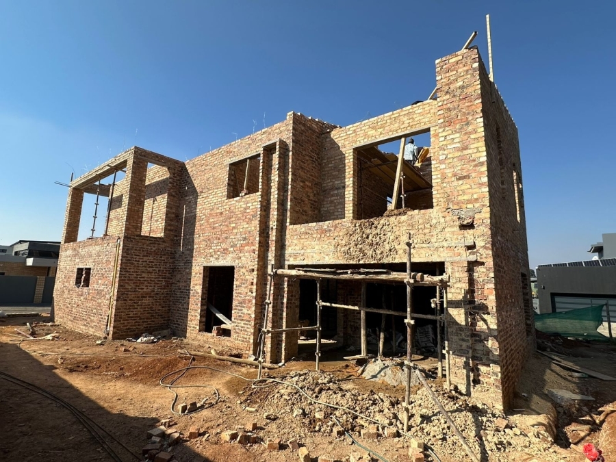 4 Bedroom Property for Sale in Beyers Park Gauteng