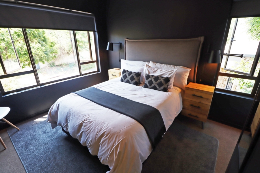 To Let 1 Bedroom Property for Rent in Bryanston Gauteng