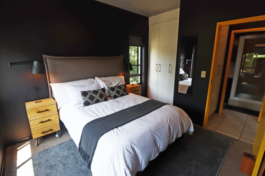 To Let 1 Bedroom Property for Rent in Bryanston Gauteng