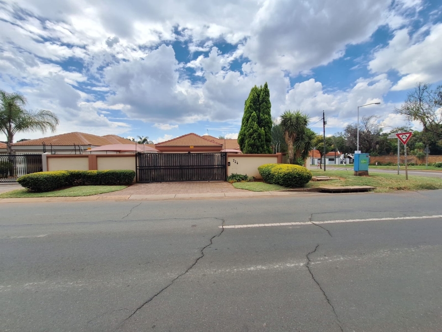 To Let 3 Bedroom Property for Rent in Montana Park Gauteng