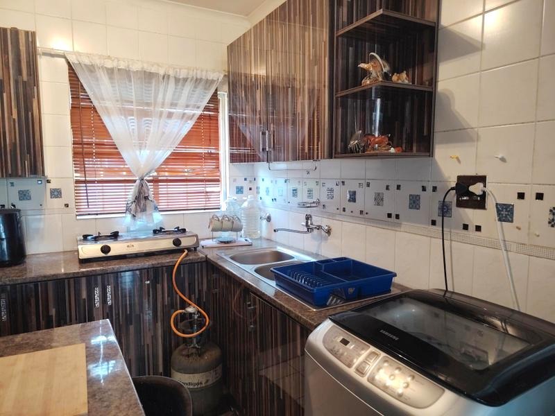 2 Bedroom Property for Sale in Glen Marais Gauteng