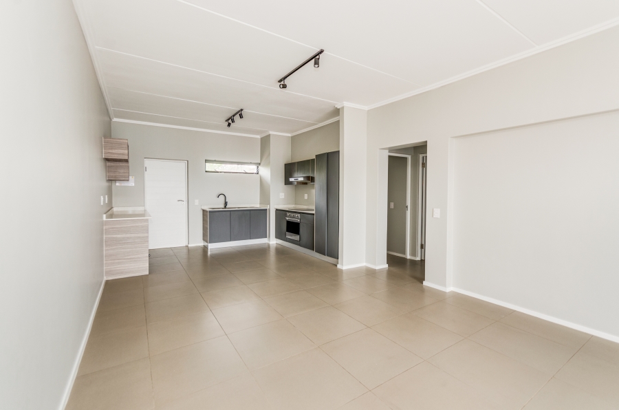 To Let 2 Bedroom Property for Rent in Bryanston Gauteng