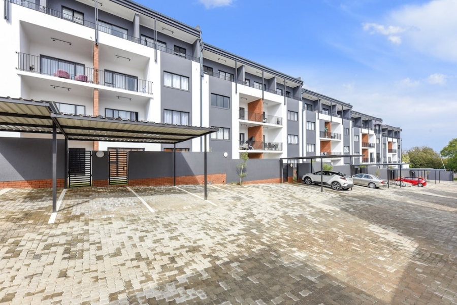 To Let 2 Bedroom Property for Rent in Bryanston Gauteng