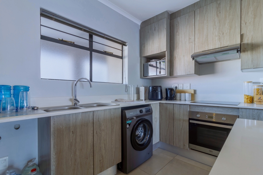 2 Bedroom Property for Sale in Morningside Gauteng