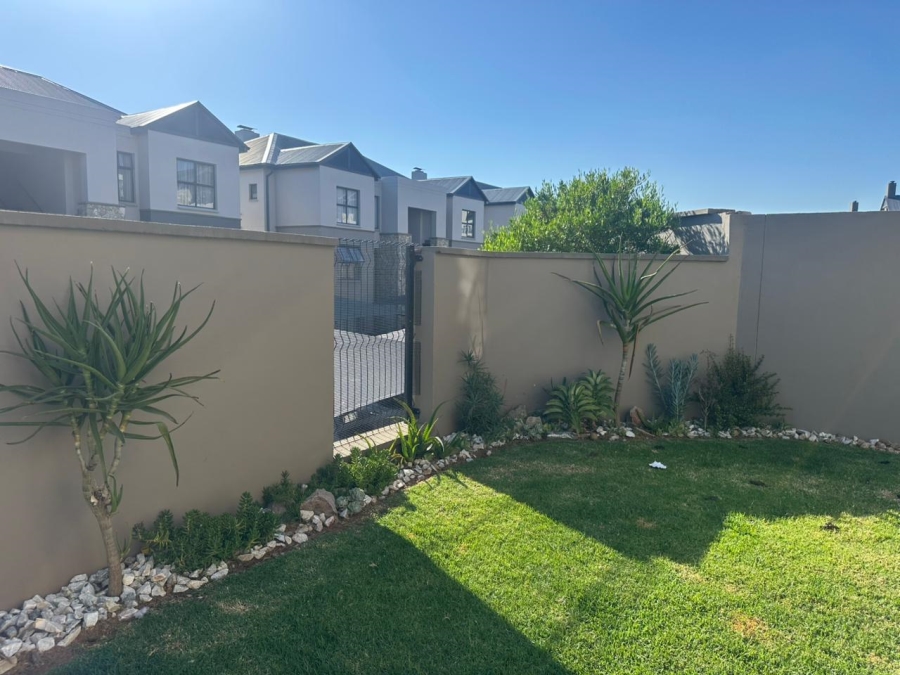 3 Bedroom Property for Sale in Waterfall Gauteng
