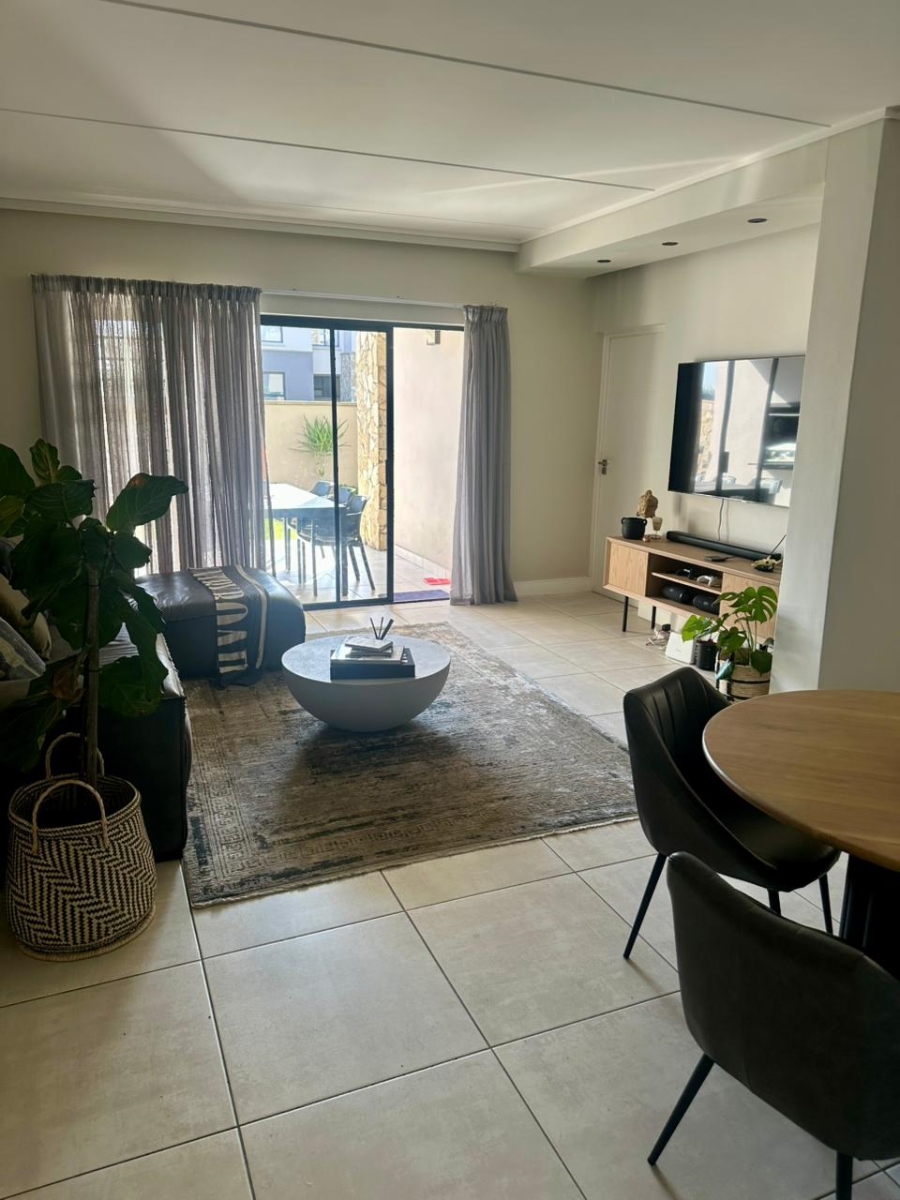 3 Bedroom Property for Sale in Waterfall Gauteng