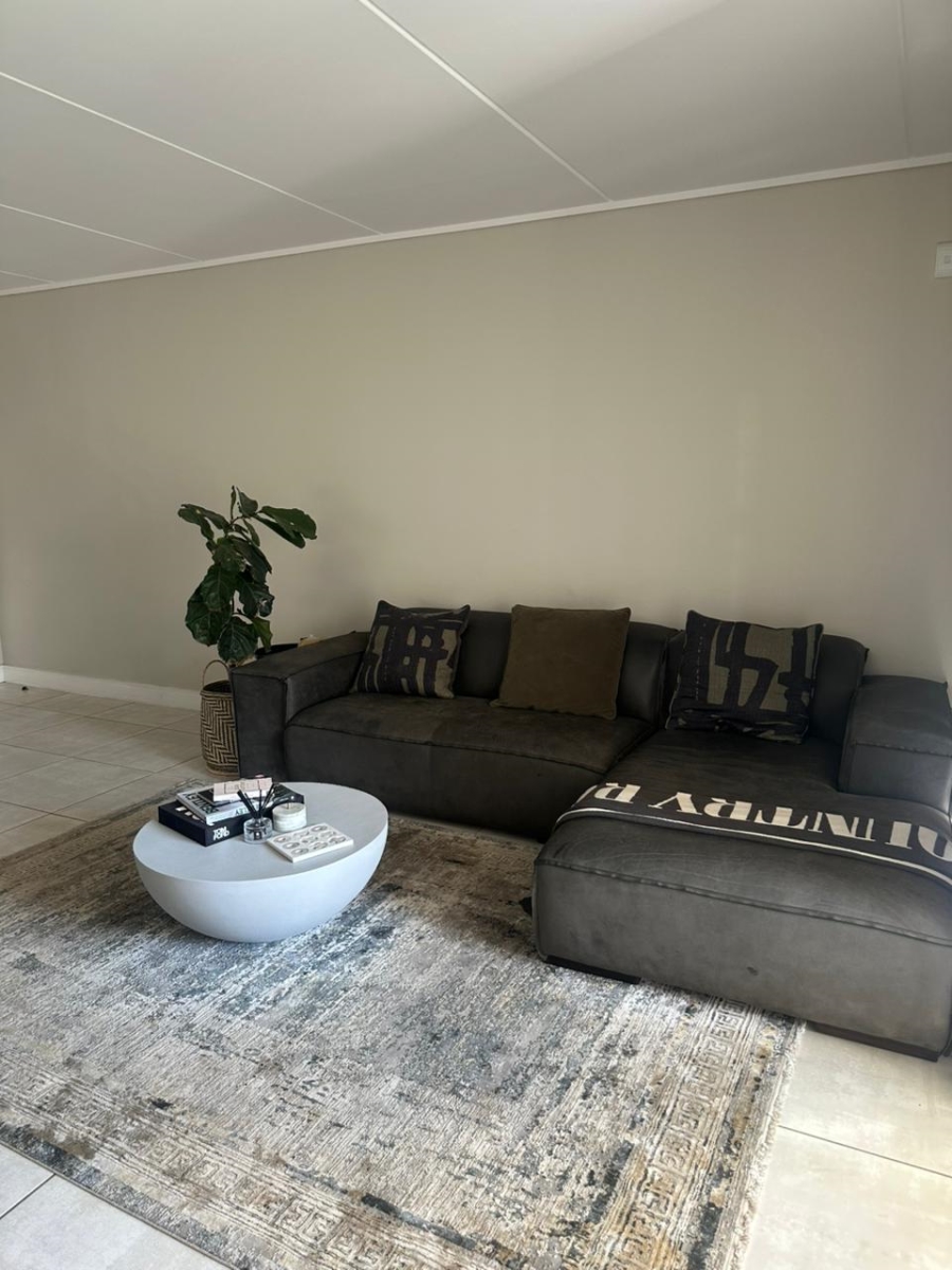 3 Bedroom Property for Sale in Waterfall Gauteng