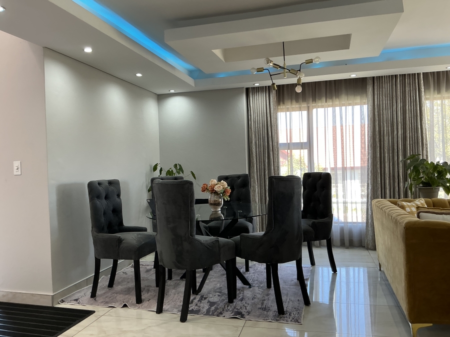 5 Bedroom Property for Sale in Brooklands Lifestyle Estate Gauteng