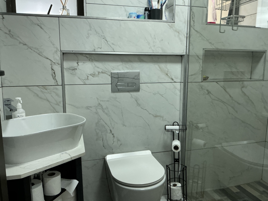 5 Bedroom Property for Sale in Brooklands Lifestyle Estate Gauteng