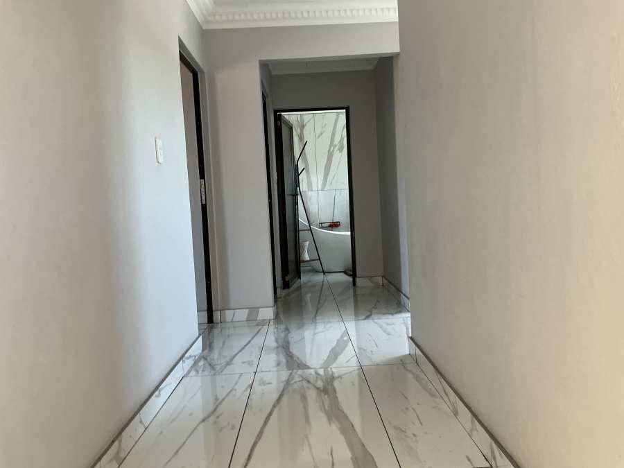 5 Bedroom Property for Sale in Brooklands Lifestyle Estate Gauteng