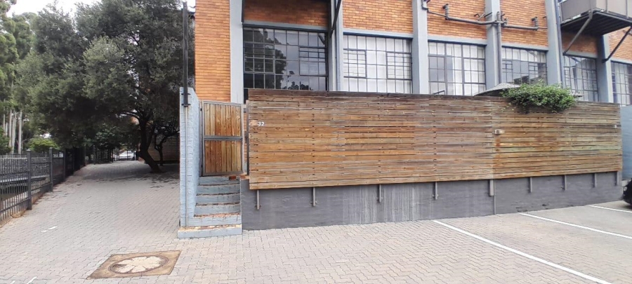 2 Bedroom Property for Sale in Braamfontein Gauteng