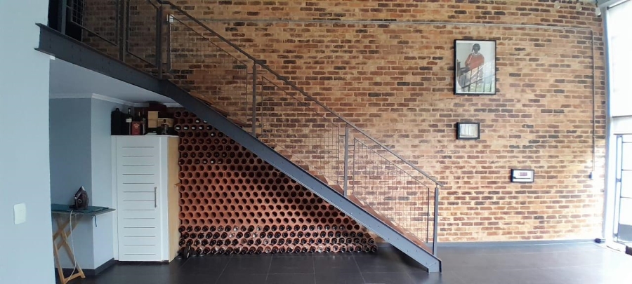 2 Bedroom Property for Sale in Braamfontein Gauteng