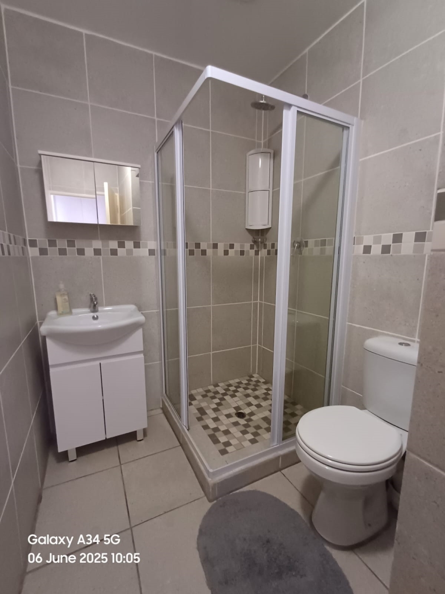 2 Bedroom Property for Sale in Honeydew Gauteng
