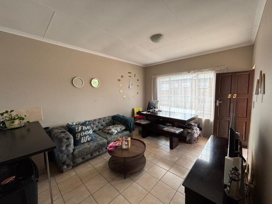 2 Bedroom Property for Sale in Groblerpark Gauteng