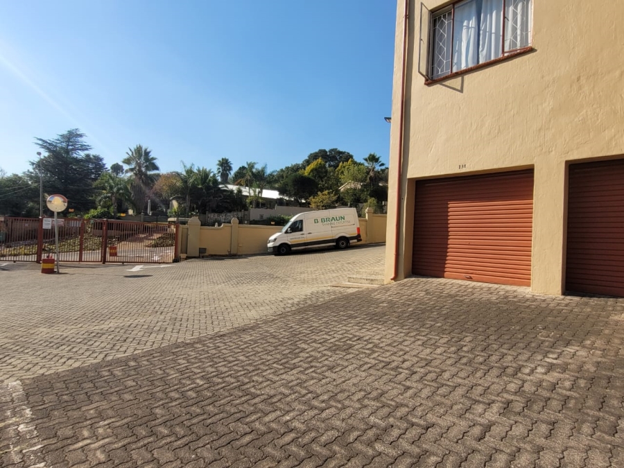 2 Bedroom Property for Sale in Helderkruin Gauteng