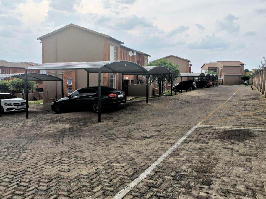 2 Bedroom Property for Sale in Kimbult A H Gauteng