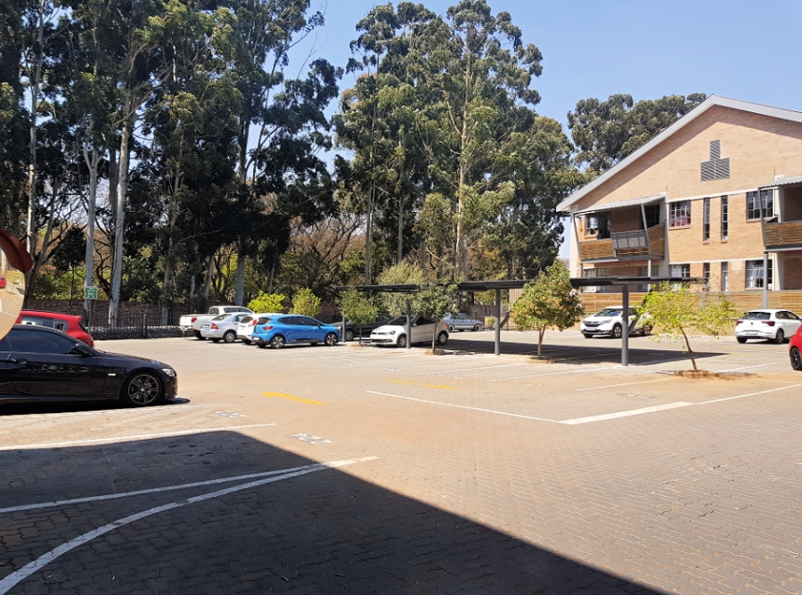 1 Bedroom Property for Sale in Braamfontein Werf Gauteng