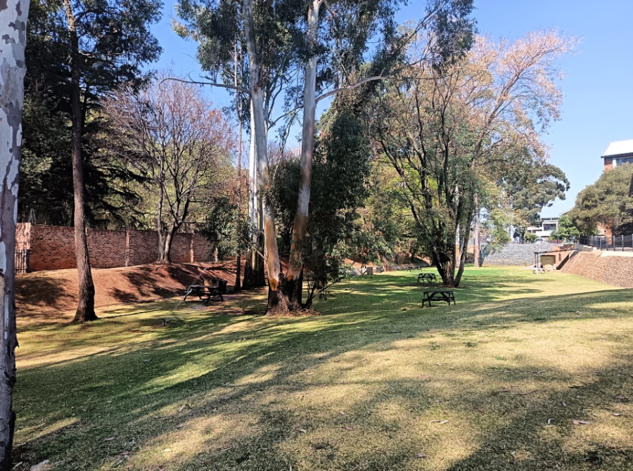 1 Bedroom Property for Sale in Braamfontein Werf Gauteng