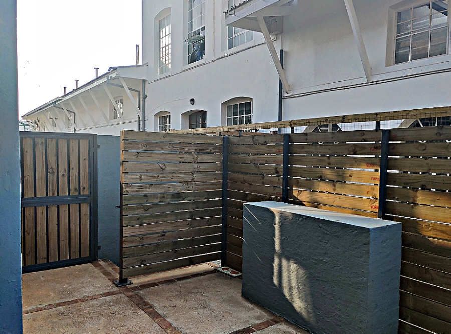 1 Bedroom Property for Sale in Braamfontein Werf Gauteng