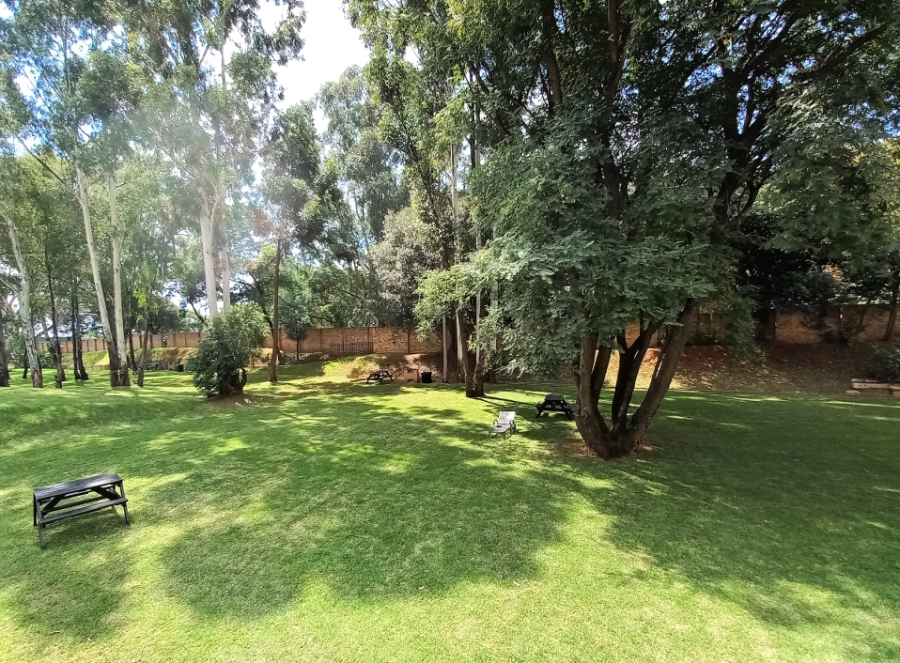 1 Bedroom Property for Sale in Braamfontein Werf Gauteng