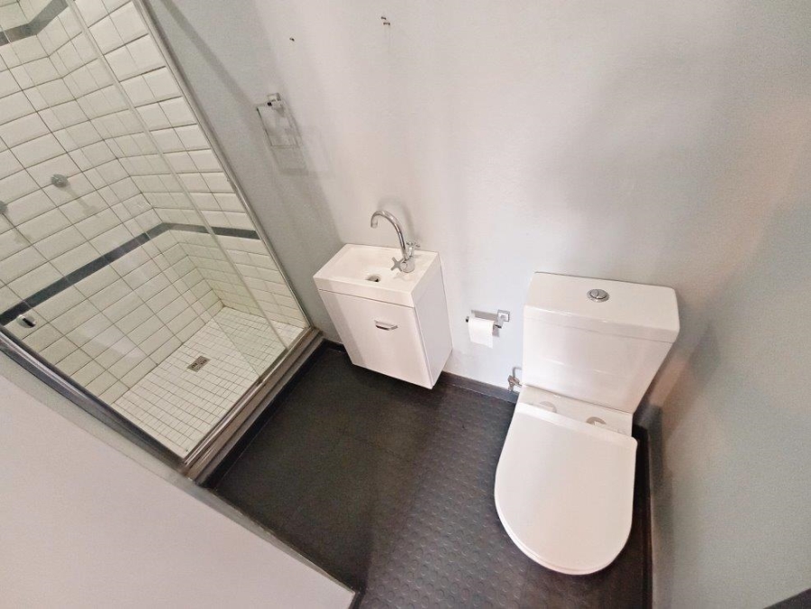 1 Bedroom Property for Sale in Braamfontein Werf Gauteng