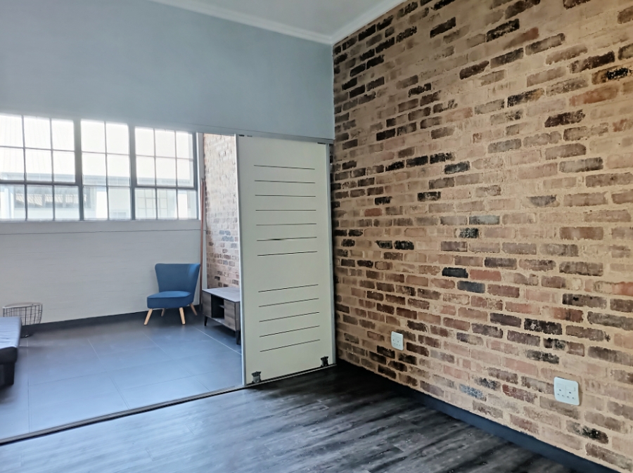 1 Bedroom Property for Sale in Braamfontein Werf Gauteng