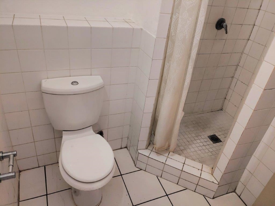 1 Bedroom Property for Sale in Braamfontein Gauteng