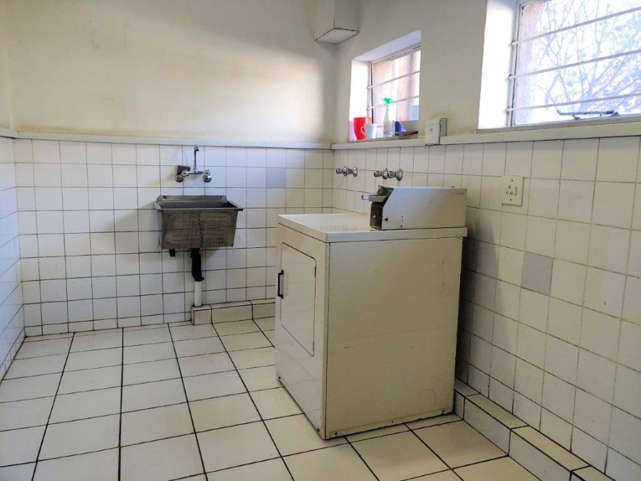 1 Bedroom Property for Sale in Braamfontein Gauteng