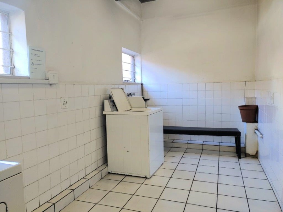 1 Bedroom Property for Sale in Braamfontein Gauteng