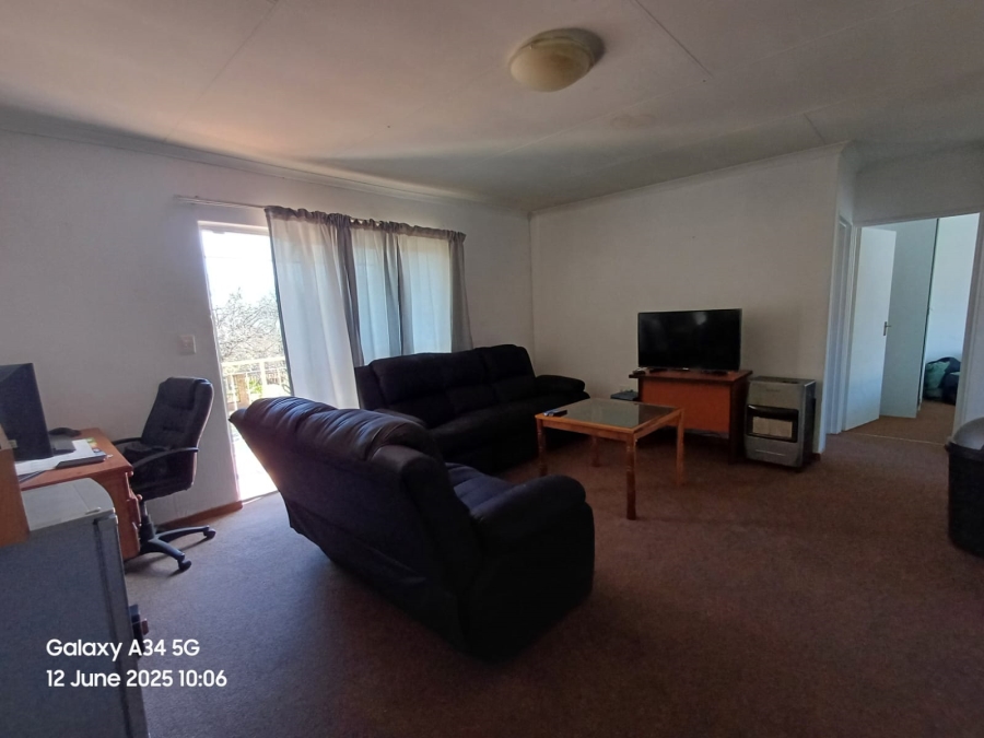 2 Bedroom Property for Sale in Helikonpark Gauteng