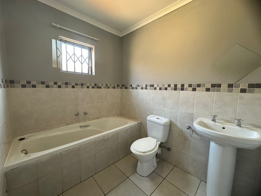 2 Bedroom Property for Sale in Groblerpark Gauteng
