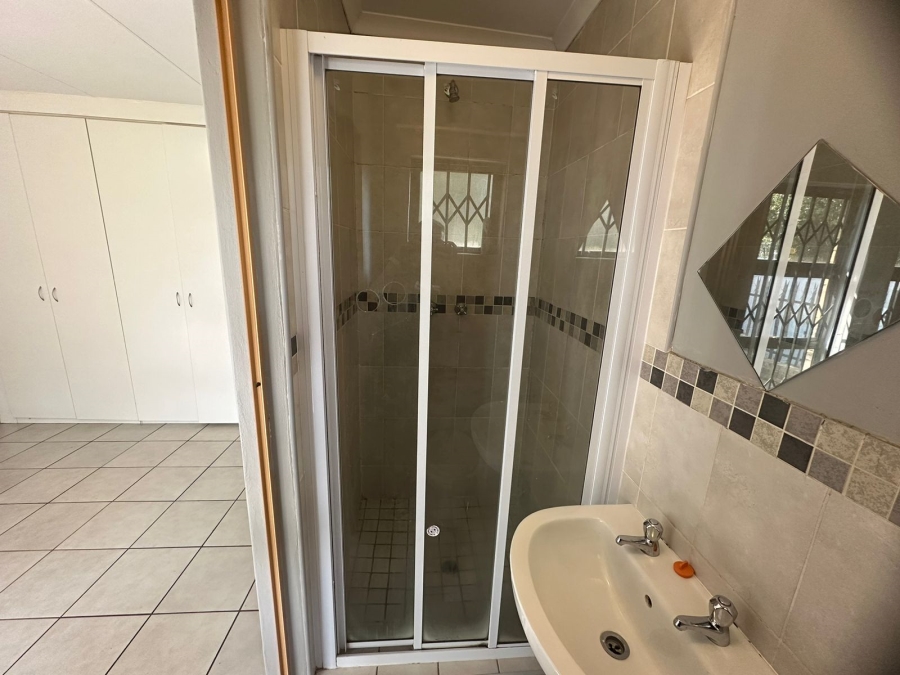 2 Bedroom Property for Sale in Groblerpark Gauteng