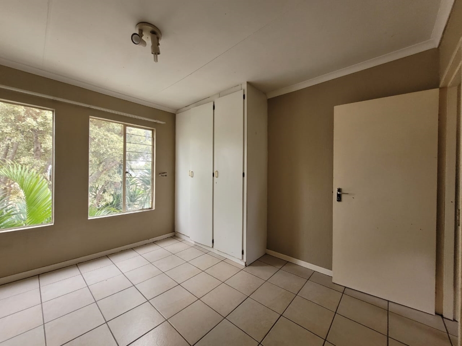 2 Bedroom Property for Sale in Radiokop Gauteng