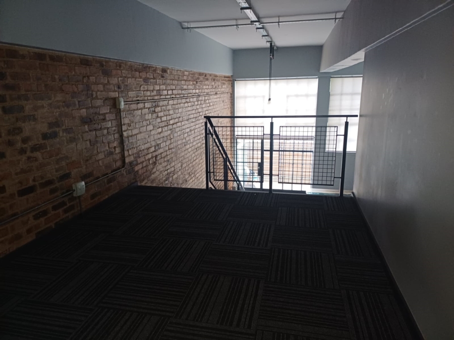 To Let 2 Bedroom Property for Rent in Braamfontein Gauteng