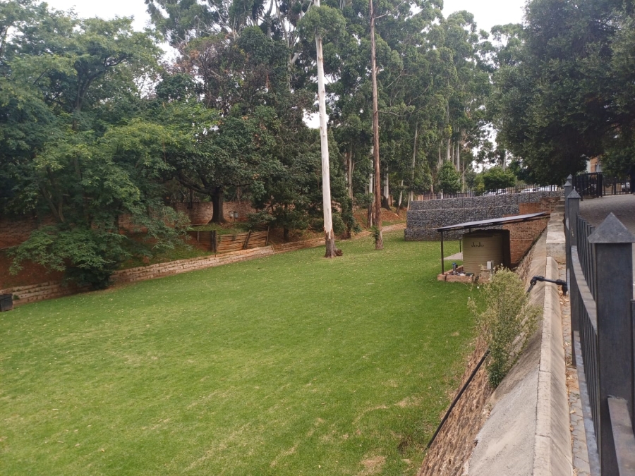 To Let 2 Bedroom Property for Rent in Braamfontein Gauteng