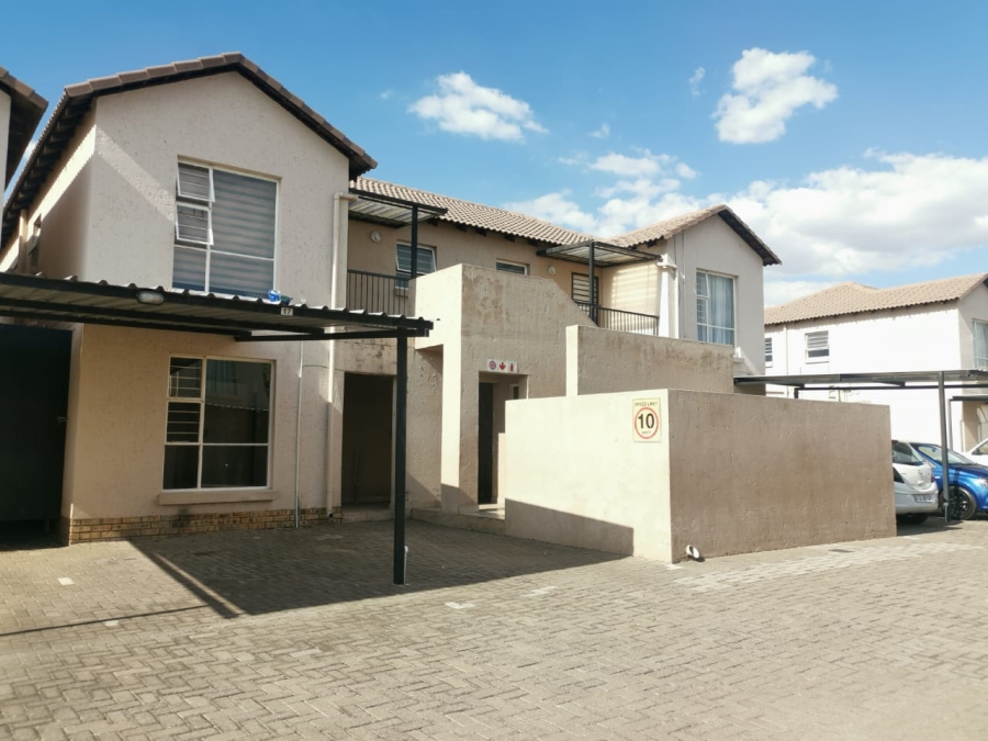 To Let 2 Bedroom Property for Rent in Albertsdal Gauteng