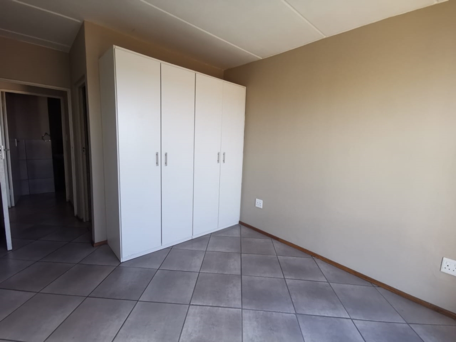 To Let 2 Bedroom Property for Rent in Albertsdal Gauteng