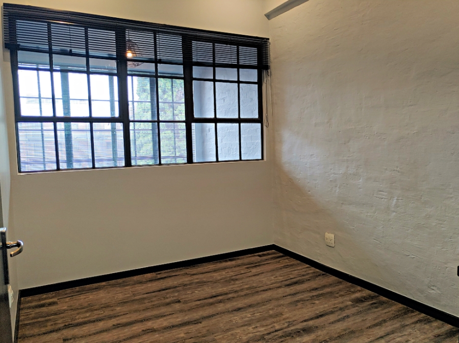 To Let 1 Bedroom Property for Rent in Braamfontein Gauteng